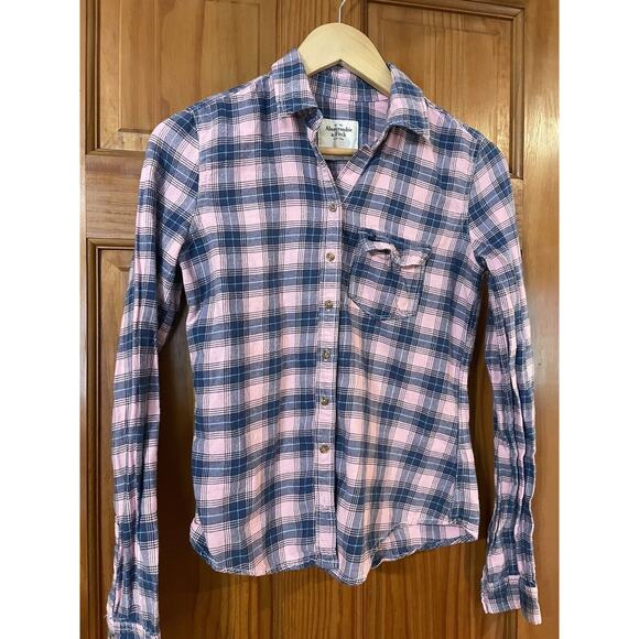 Abercrombie And Fitch Womens Pink And Blue Button Up Flannel Size S - Picture 1 of 6